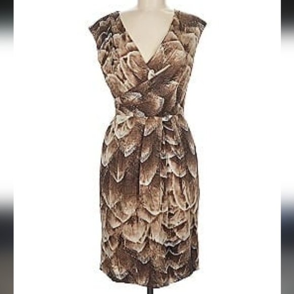 ANTONIO MELANI Dresses & Skirts - ANTONIO MELANI Brown and Cream Pleated Sheath Midi Dress